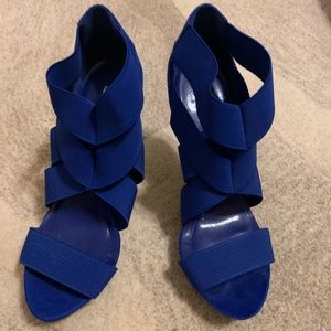 Bakers Amanda Blue heels